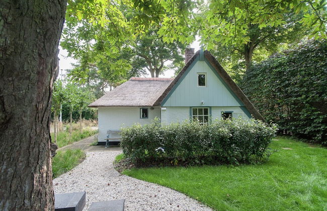 Romantic Farmhouse in Bergen near Forest - Foto 5