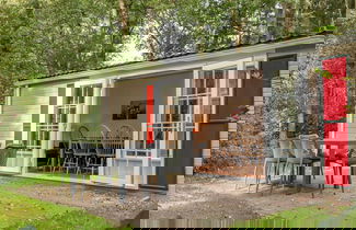 Foto 1 - Cosy Chalet With Combi-microwave, Next to a Nature Reserve