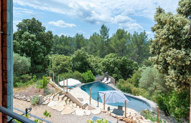 Quiet Vacation Home With Private Pool - Photo 21