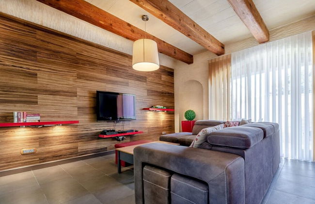 A Stunning Pet Friendly Villa With a Pool Gozo - Photo 27