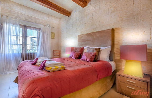 A Stunning Pet Friendly Villa With a Pool Gozo - Photo 13
