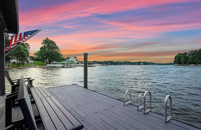 Paradise Pointe by Avantstay Lakefront + Views + Playset - Photo 10