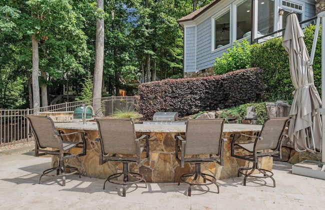 Paradise Pointe by Avantstay Lakefront + Views + Playset - Photo 16