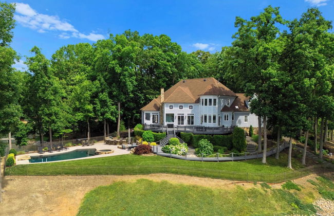 Paradise Pointe by Avantstay Lakefront + Views + Playset - Photo 69