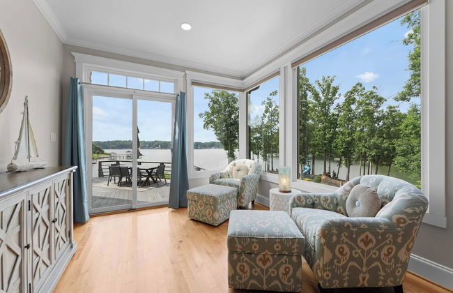 Paradise Pointe by Avantstay Lakefront + Views + Playset - Photo 41