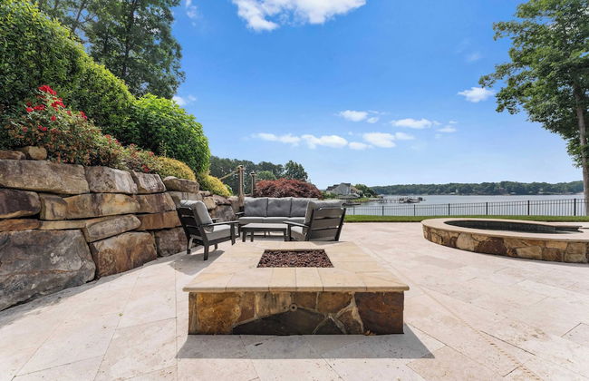 Paradise Pointe by Avantstay Lakefront + Views + Playset - Photo 61