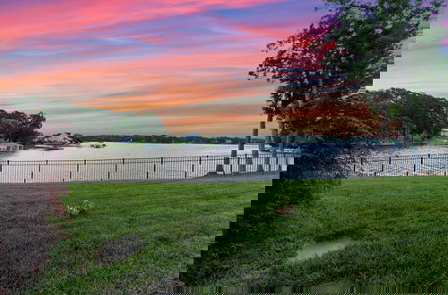 Foto 73 - Paradise Pointe by Avantstay Lakefront + Views + Playset