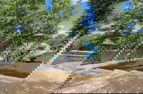 Foto 54 - Paradise Pointe by Avantstay Lakefront + Views + Playset