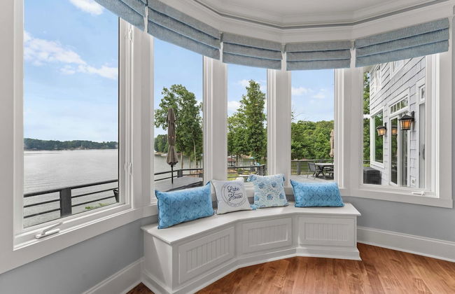 Paradise Pointe by Avantstay Lakefront + Views + Playset - Photo 32