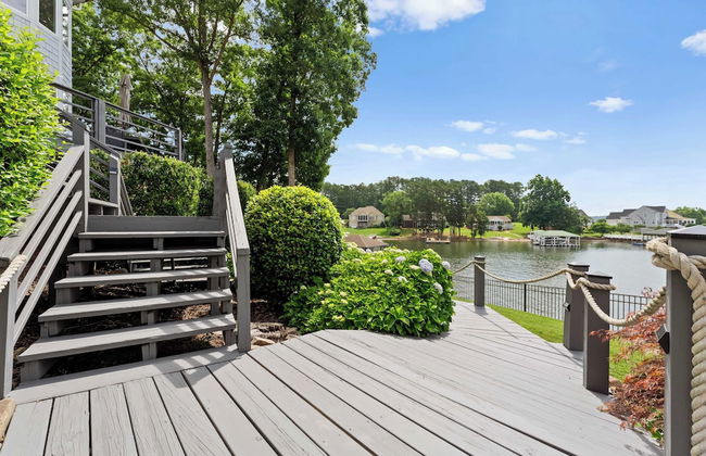 Paradise Pointe by Avantstay Lakefront + Views + Playset - Photo 64