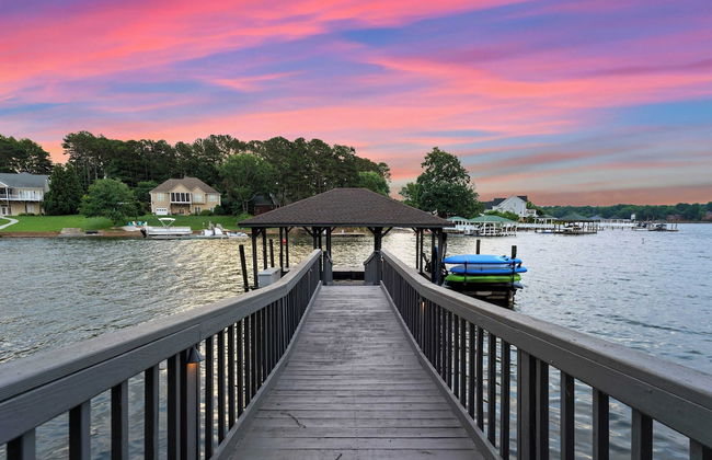 Paradise Pointe by Avantstay Lakefront + Views + Playset - Photo 6