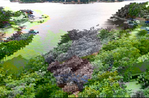 Foto 59 - Paradise Pointe by Avantstay Lakefront + Views + Playset