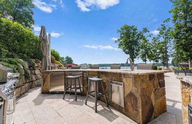Paradise Pointe by Avantstay Lakefront + Views + Playset - Photo 53