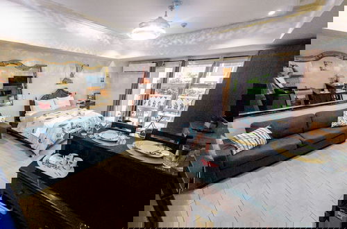 Foto 5 - COZI Modern Luxury Residences