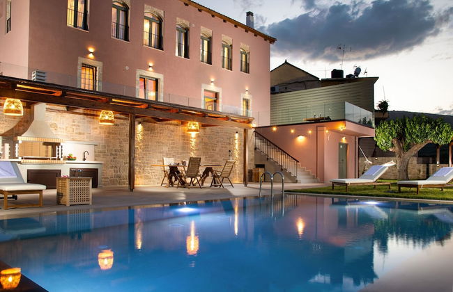 Divine Crete - Photo 1