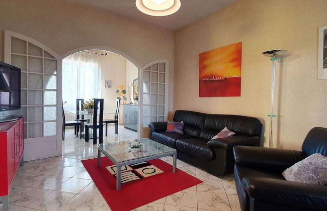 Majestic Villa in Homps With Private Pool - Foto 1