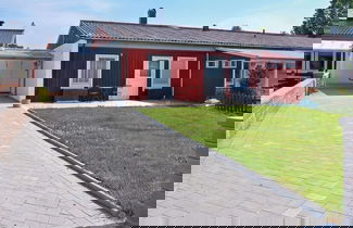 Foto 1 - 5 Person Holiday Home in Hallstavik