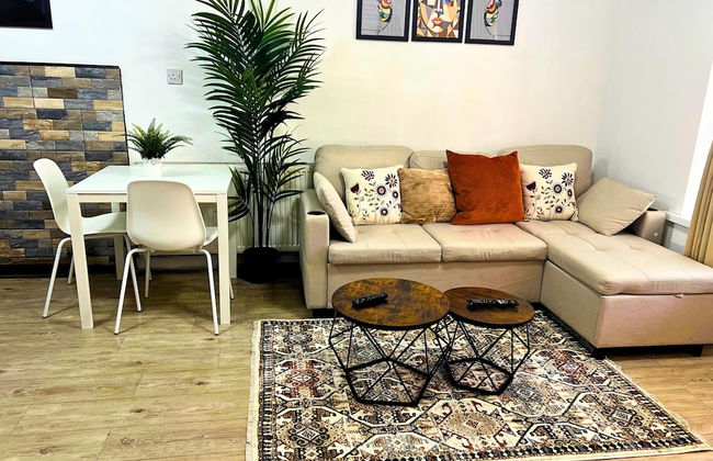 City Nearby - Parking - Wifi - Garden - Sleeps 4 - Foto 17