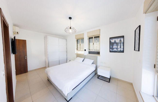 HaSharon Tranquil Villa by Sea N' Rent - Foto 4