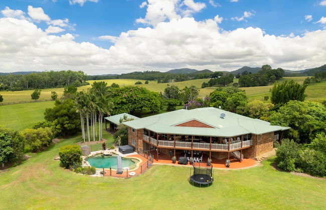 The Old Sugar Mill Country Escape in Paradise - Photo 1