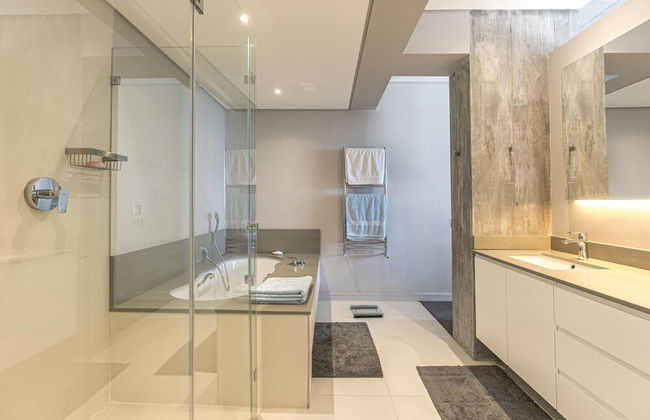 Majestic Skye Villa - Green Point - Photo 41