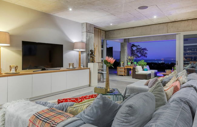 Majestic Skye Villa - Green Point - Photo 9