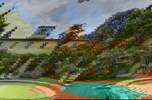 Foto 26 - Belvilla by OYO Villa With Pool and Tennis Court