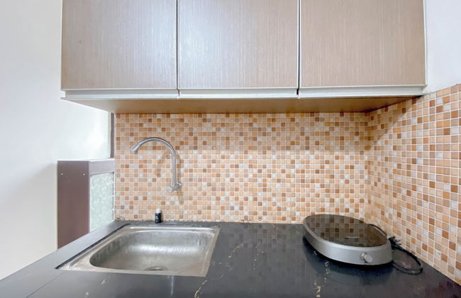 Good Place And Cozy 2Br Apartment At Gateway Ahmad Yani Cicadas - Foto 12
