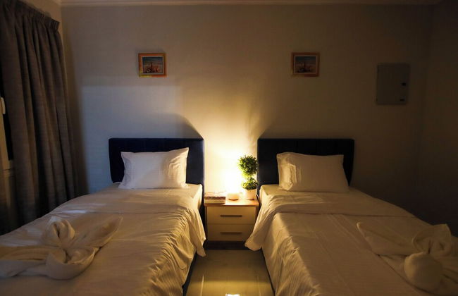 STAR NIGHT FURNISHED APARTMENTS - Photo 52