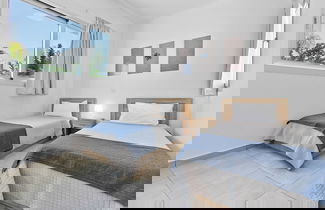 Photo 2 - Sea Point Villas