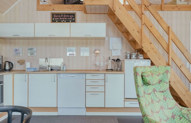 Charming Cottage In Tranquil Village - Hot Tub - Photo 9