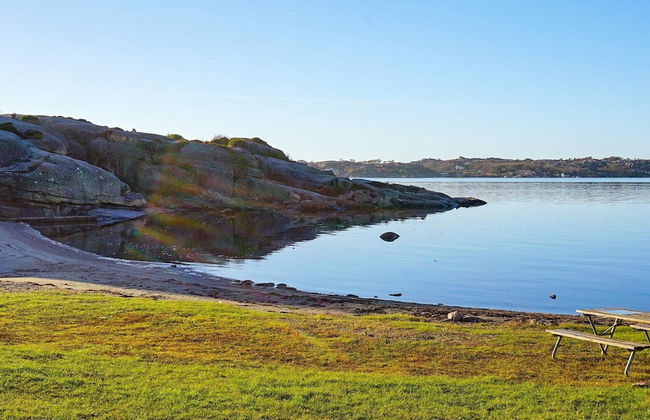 6 Person Holiday Home in Fjallbacka - Foto 3