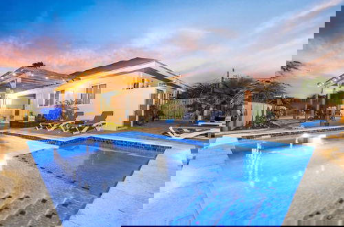 Photo 51 - Renovated Privatepool Outdoordining Location