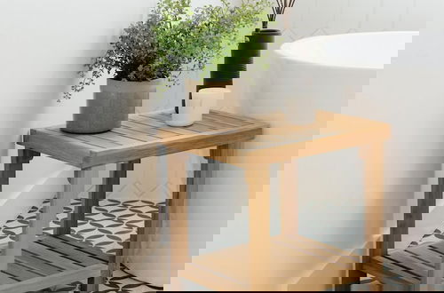 Foto 47 - Mediterranean Modern Steps to Beach Dining w Spa
