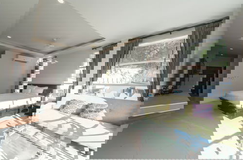 Foto 6 - Calm and Spacious Studio View 1