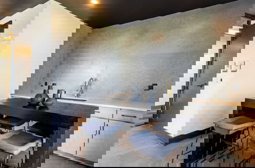 Foto 36 - Lindsley by Avantstay Balcony + Modern Design A+ Downtown Location