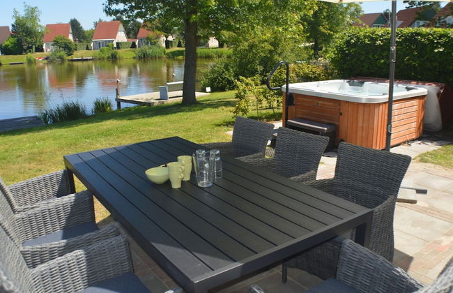 House With Sauna, Outdoor spa and Pedal Boat - Foto 24