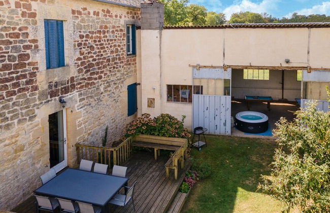 Holiday Home With Pool in Coubjours - Foto 39