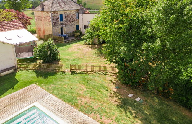 Holiday Home With Pool in Coubjours - Foto 36