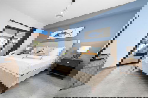 Foto 9 - Brand NEW 2br2ba w Private Pool in Gated Community