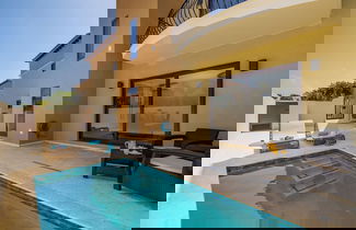 Foto 1 - Brand NEW 2br2ba w Private Pool in Gated Community