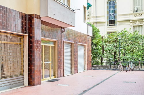 Photo 21 - Chiavari Colorful Flat with Garage