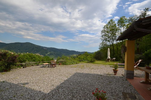 Photo 28 - Beautiful Cottage in Pescia with Hot Tub