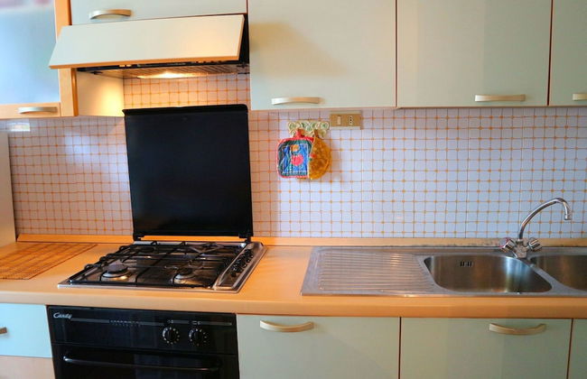 Nice Holiday Home in Marina di Massa near Beach - Foto 6