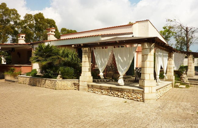 Olimpia Pool Villa - Photo 20