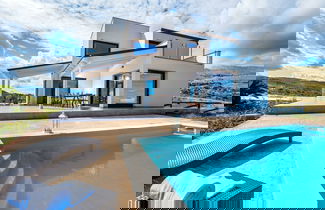 Photo 1 - Belvilla by OYO Villa Rocchi Livreri