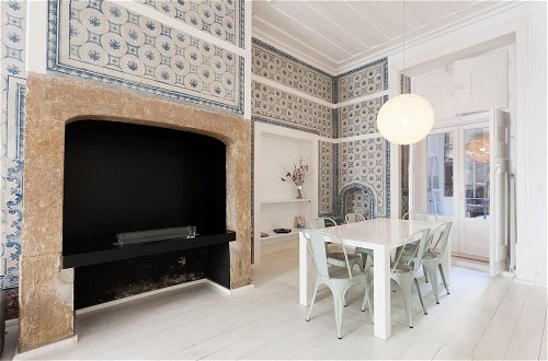 Photo 8 - Baixa Tile Blue Two-Bedroom Apartment - by LU Holidays