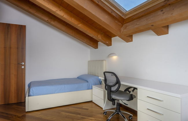 New Deal - APT with Terrace & Jacuzzi - Photo 6