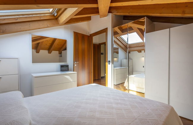 New Deal - APT with Terrace & Jacuzzi - Photo 5