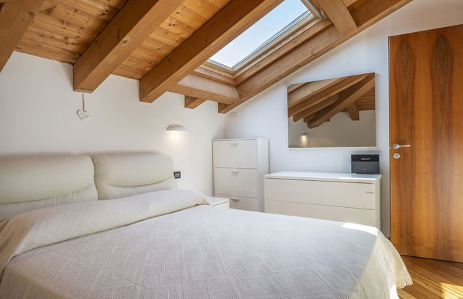 New Deal - APT with Terrace & Jacuzzi - Photo 2